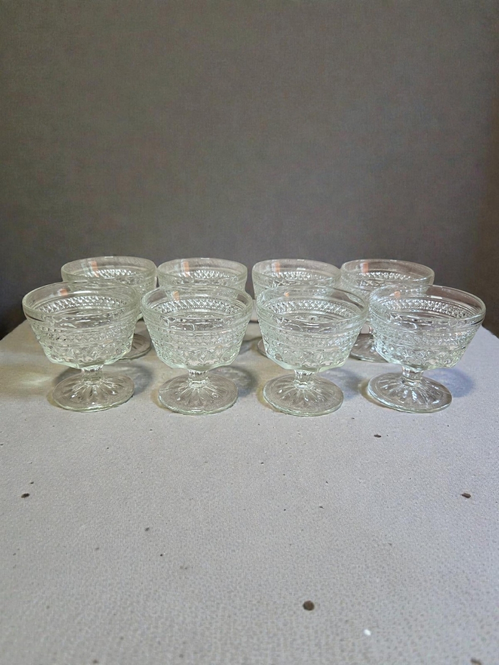Set of 8! Vintage Anchor Hocking clear glass champagne / tall sherbet cups ♡
